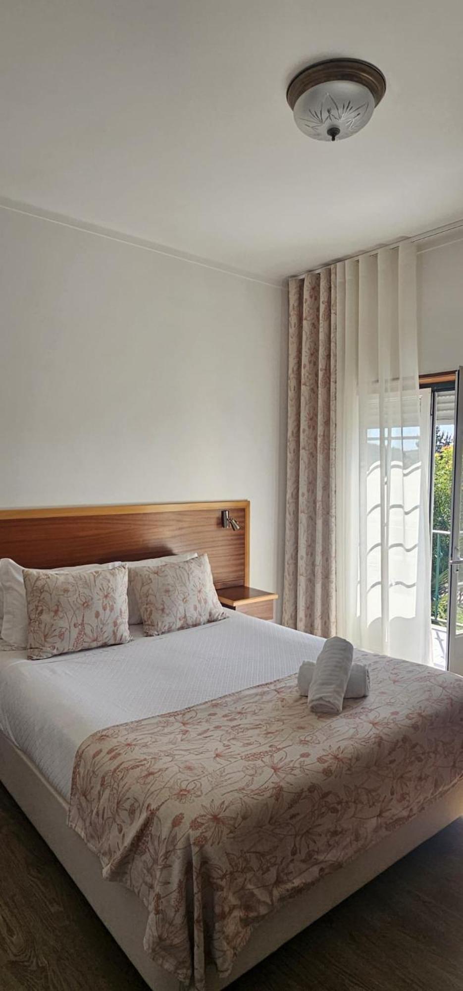 Hotel Louro Óbidos Exteriör bild